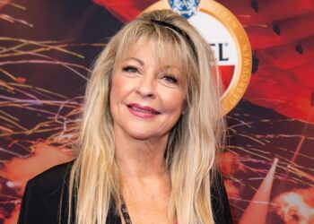 Manuëla Kemp’s aanstaande overlijden raakt diep: ‘Ik ga haar twee keer verliezen’