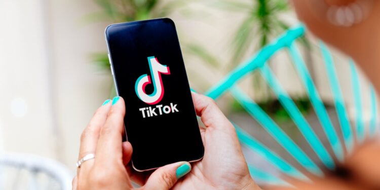 TikTok dreigt zondag offline te gaan in de VS: Biden onder druk om in te grijpen