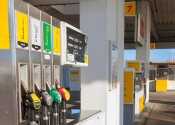 Nederlanders die goedkoop willen tanken in Duitsland opgepast: “Kan je nu duur komen te staan”