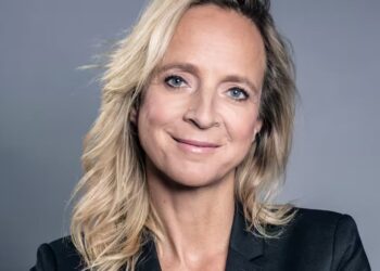 Hartverscheurend nieuws: Dit is waarom Floortje Dessing plotseling verdwenen is van de buis