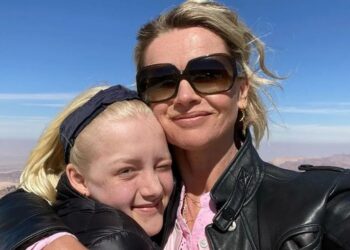 Tooske Ragas deelt emotioneel bericht over 18e verjaardag van haar dochter: “Dat ik erbij mocht zijn”