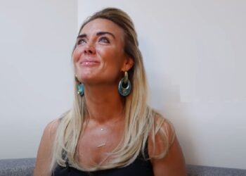 Monique Westenberg deelt emotioneel bericht: ‘We hebben veel verdriet’