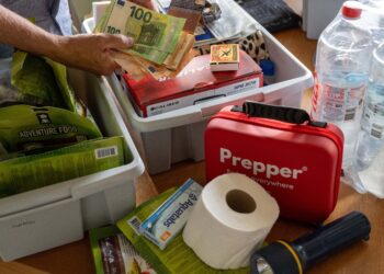 Voorbereiding op noodsituaties: zo overleef je 72 uur zonder hulp