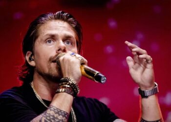 André Hazes deelt na Holland Zingt Hazes een keiharde sneer uit naar moeder Rachel
