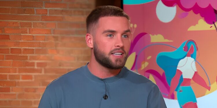 Donny Roelvink niet langer te zien bij RTL Boulevard: ‘Niet interessant genoeg’