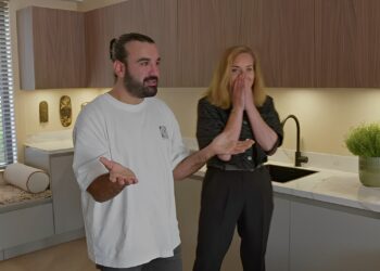 Kopen Zonder Kijken-kijkers verbijsterd over verbouwing keuken en hebben allemaal dezelfde mening