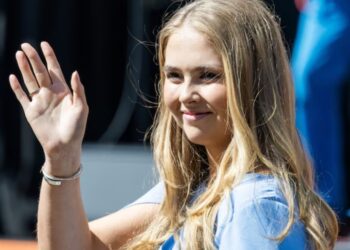 Prinses Amalia openhartig over stressvolle periode: “Ik doe echt mijn best!”