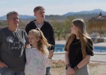 Steenrijk, Straatarm-kijkers gaan los over arm gezin: “Niet te geloven”