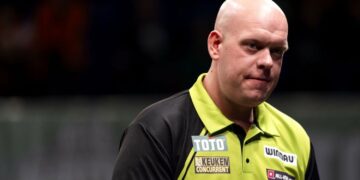 Michael van Gerwen stopt door opmerkelijke reden met darten: “We gaan een zware tijd tegenmoet”