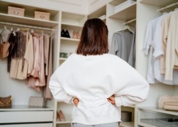 Deze kledingkeuzes helpen je koel te blijven tijdens de heetste zomerdagen