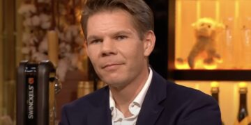 Felle ruzie tussen Olcay Gulsen en Victor Vlam in De Oranjezomer: “Jij bent een narcist!”