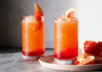 Verwen jezelf dit weekend met deze zomerse tulpencocktail