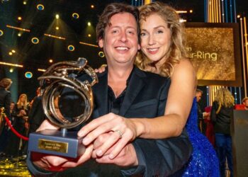 Relatiebreuk Steven Kazán roept vragen op: ‘De echte reden van de breuk is..’