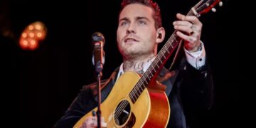 Douwe Bob krijgt problemen op podium en breekt show af: “Show wordt ingehaald”