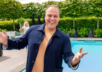 Dalende kijkcijfers zetten positie Jan Smit onder druk: “Kies voor deze bn’er!”