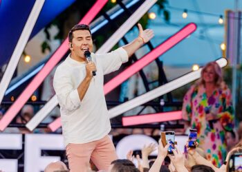 Dalende kijkcijfers zetten positie Jan Smit onder druk: “Kies voor deze bn’er!”