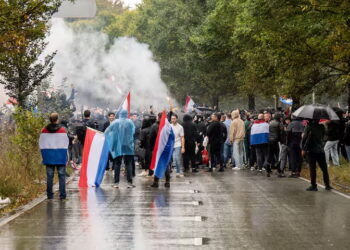 Demonstratie op Malieveld loopt volledig uit de hand na harde ingrepen politie