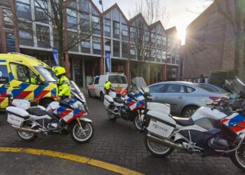 Zestienjarige jongen overlijdt door eigen wapen tijdens mislukte aanslagpoging op school