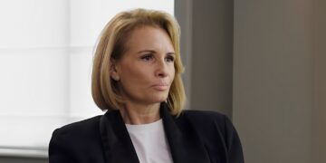 Dit vindt Leontine van het intieme contact tussen Marco en het meisje