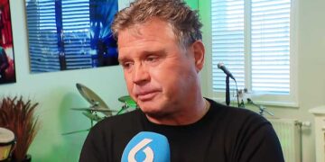 Wolter Kroes barst plots in tranen uit bij Shownieuws