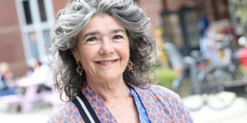 Kinderen roepen op tot twee minuten stilte voor geliefde presentatrice Dieuwertje Blok