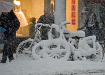 Haal de winterjas maar van zolder: vorst, hagel en eind van de week kans op sneeuwbuien!