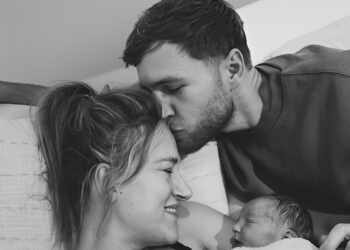 Suzan & Freek ouders geworden van zoontje en zijn naam is heel bijzonder