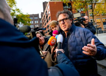 Marco Borsato is aangekomen bij de rechtbank: “Niet geslapen”