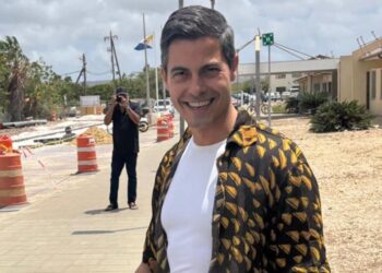 Premier Jetten plots in het ziekenhuis op Bonaire en de reden schokt iedereen