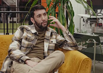 Wat deze Marokkaanse vlogger zei over Nederland krijgt grote gevolgen
