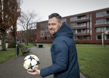 Sjoerd Mossou verlaat het WK plotseling en keert met spoed terug naar Nederland