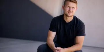 Matthijs de Ligt intiem gespot met nieuwe vriendin en ze is een hele bekende