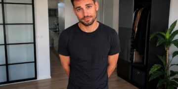 Milan (31): ‘Ik pakte honderden euro’s die niet van mij waren, jaren later gebeurde dit..’