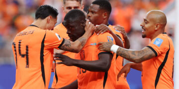Schokkende beelden duiken op van verhitte ruzie tussen Oranje-spelers vlak voor WK-duel met Tunesië