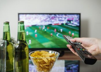 Nieuw onderzoek onthult wat sport kijken met je doet en de conclusie verrast zelfs de experts
