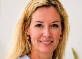 Chaos in Rotterdam: D66-wethouder op het laatste moment weggestemd omdat ze ’te wit’ zou zijn