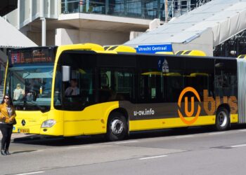 Utrecht haalt buschauffeurs uit het buitenland, maar daar zit één opvallend detail aan