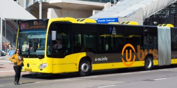 Utrecht haalt buschauffeurs uit het buitenland, maar daar zit één opvallend detail aan