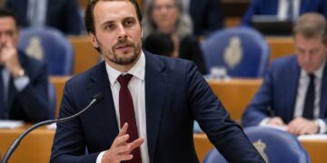 FVD-Kamerlid zet D66 flink voor schut na opvallende opmerking over woningcrisis