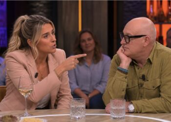 Estavana Polman pakt René van der Gijp live aan en laat hem niet zomaar wegkomen