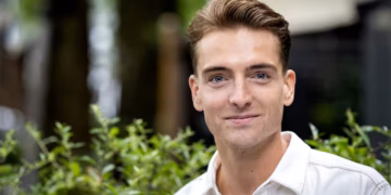 Robbert Rodenburg (27) gespot met wereldberoemde man van 55: is dit zijn geheime nieuwe vriend?