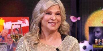 “Zij was altijd de stem van het volk”, Tina Nijkamp is klaar met Angela de Jong