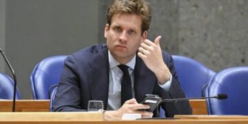 Minister Karremans wijst goedkoper aanbod voor regeringsvliegtuig af, maar vooral dit roept vragen op