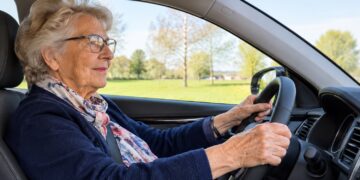 Rijbewijskeuring voor 75-plussers flink aangescherpt: dit is er veranderd
